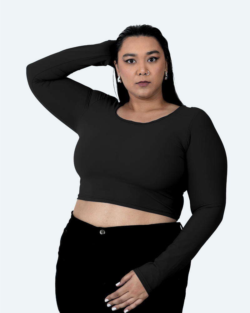 U-SHAPE LONG SLEEVE CROPPED TOP - BLACK