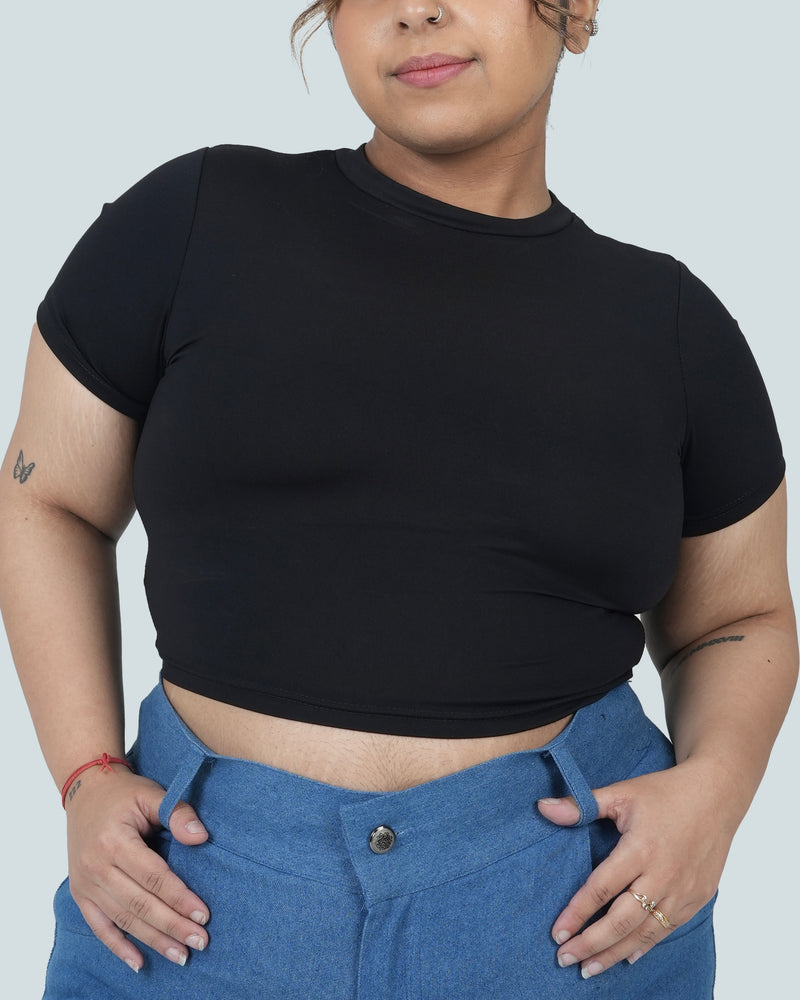 CREW NECK SHORT SLEEVE CROPPED TOP - BLACK